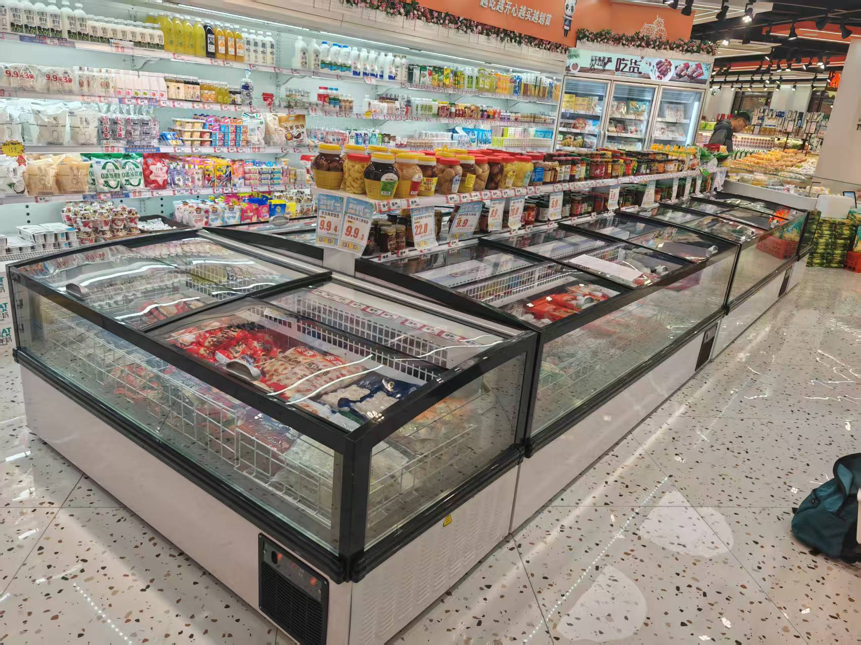 8c7f0365-8b7e-4a21-924b-ab7b337c77f1